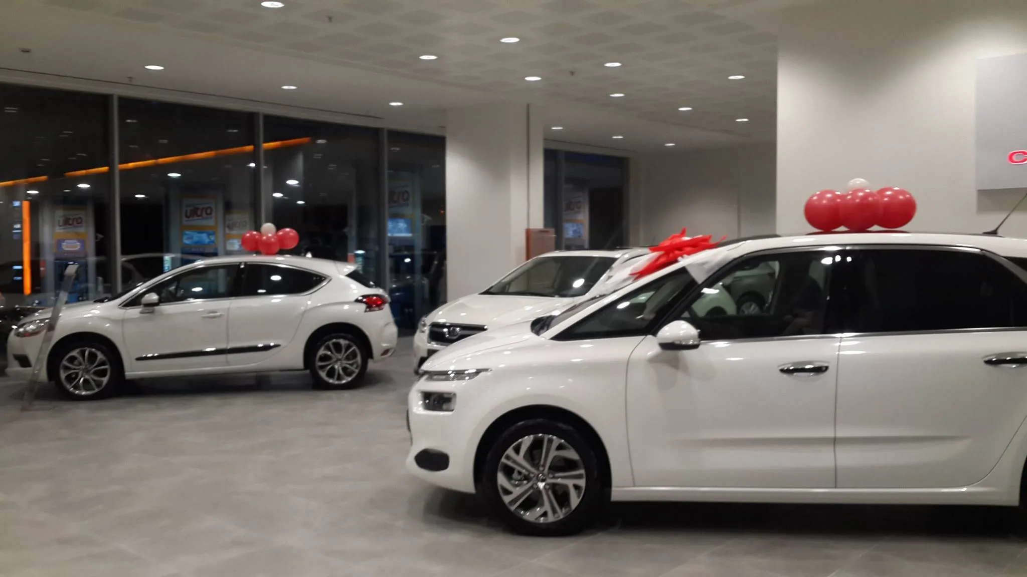 Ankara Keçiören nişan altın balon duvar süsleme